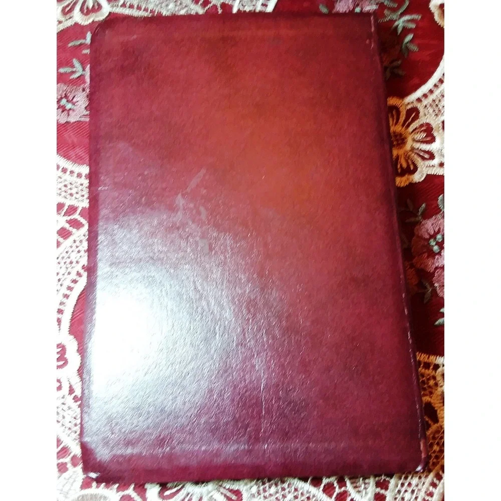 New‎ King James Version Holy Bible Wine Color Leather GIANT PRINT